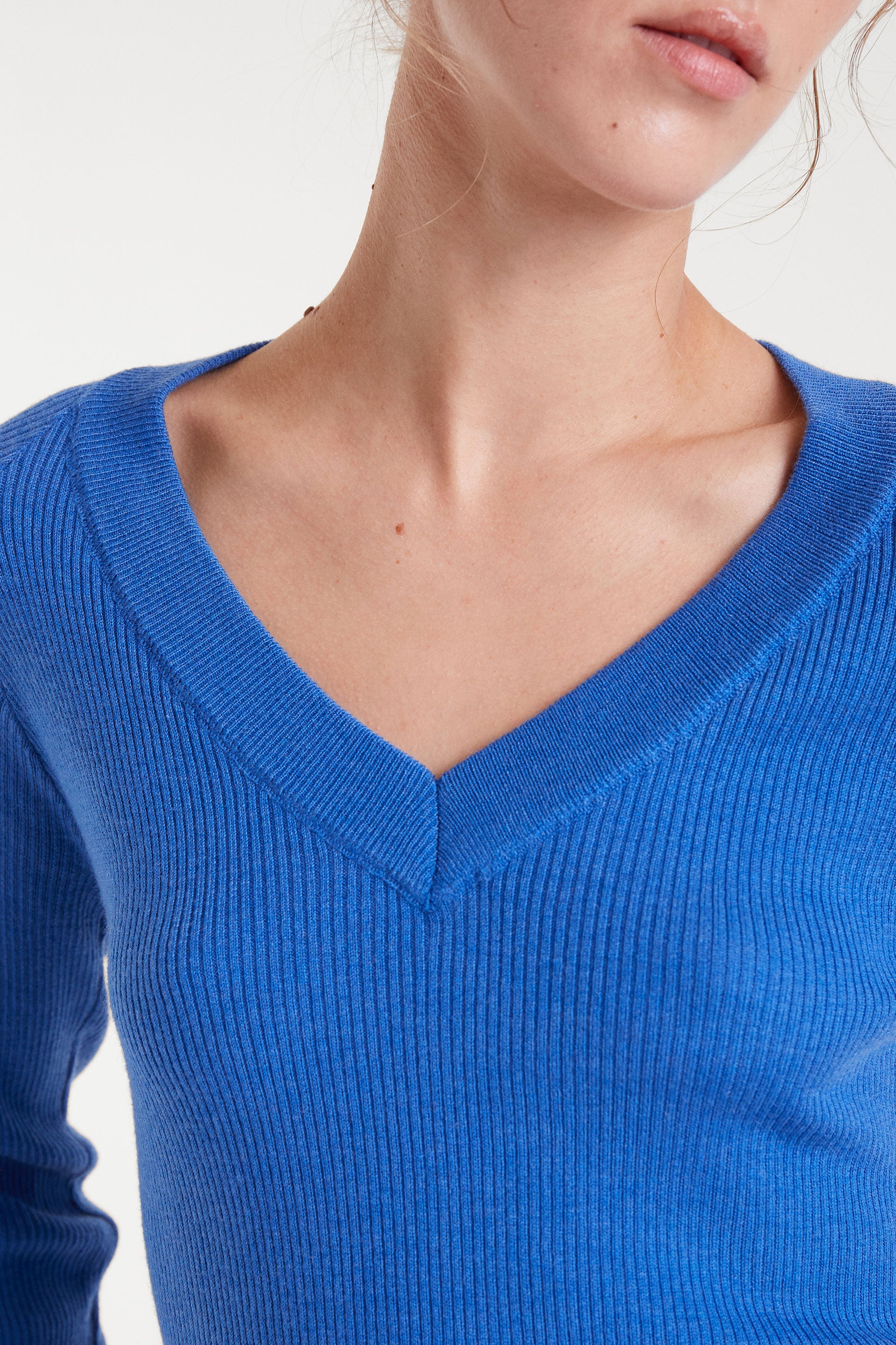 Blue V-Neck Ribbed Sweater